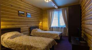Гостиница Суфуруджу Лесной Домбай Стандартный двухместный номер с 2 отдельными кроватями-1